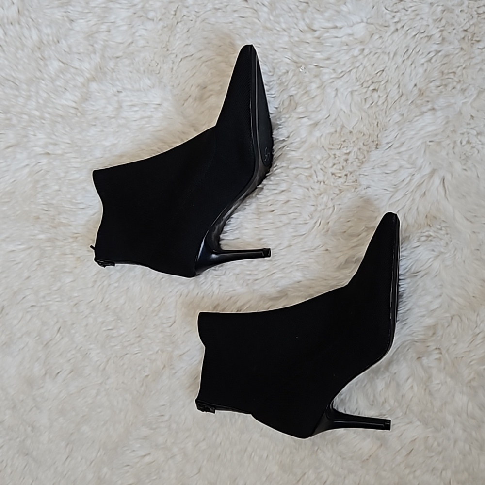 Calvin Klein Black Sock Ankle Boots Textile Slip On Heels Pointy Toes Sz 6 NEW